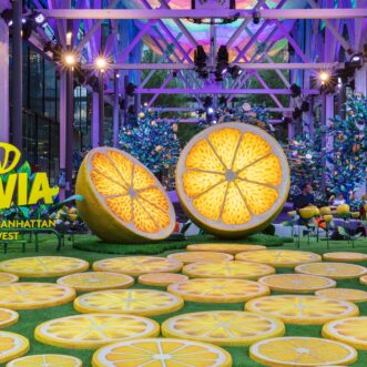 Citrovia-7598 - On Manhattan’s Western Edge, Citrovia Is Bringing Whimsical Lemon Groves to NYC - Citrovia, lemon, scent, olfactive branding, 12.29, architectural digest, experience, NYC, Manhattan West, art instillation, instagram. - 